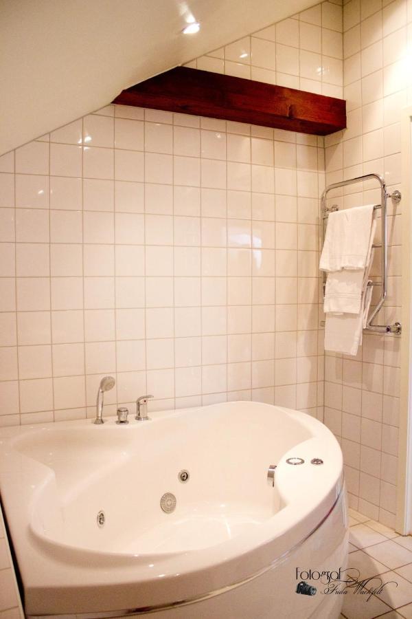 Hensbacka Herrgard Munkedal Kamer foto